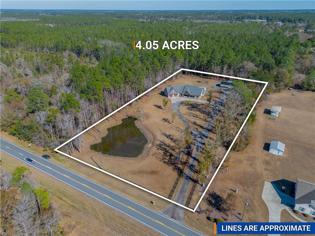5608 Meadow Wood Road Blackshear, GA 31516 - Photo 3 of 45