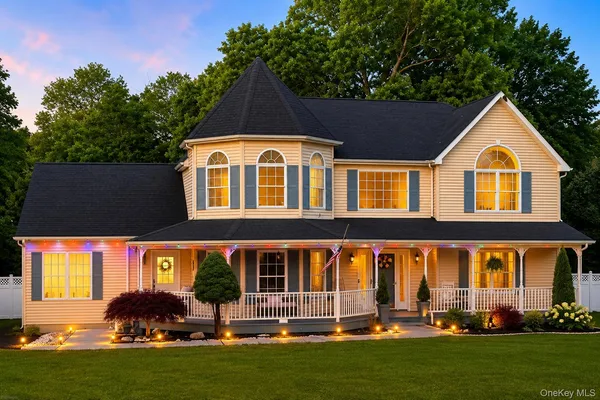 $729,000 | 27 Grosso Court, Montgomery, NY 12549
