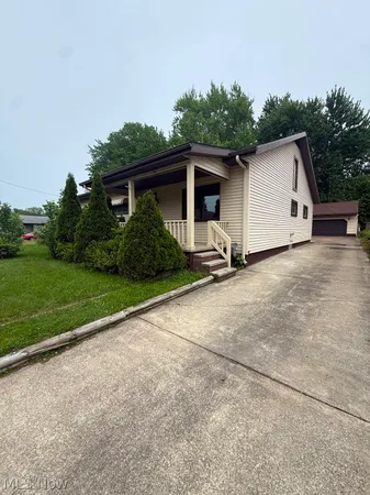 $264,900 | 1802 Lyndon Avenue, Ashtabula, OH 44004