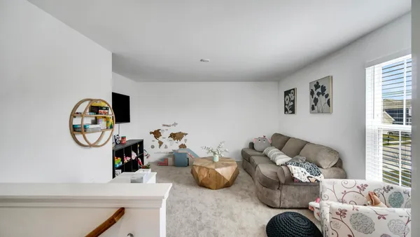 $469,000 | 3901 Iron Gate Drive, Valparaiso, IN 46385