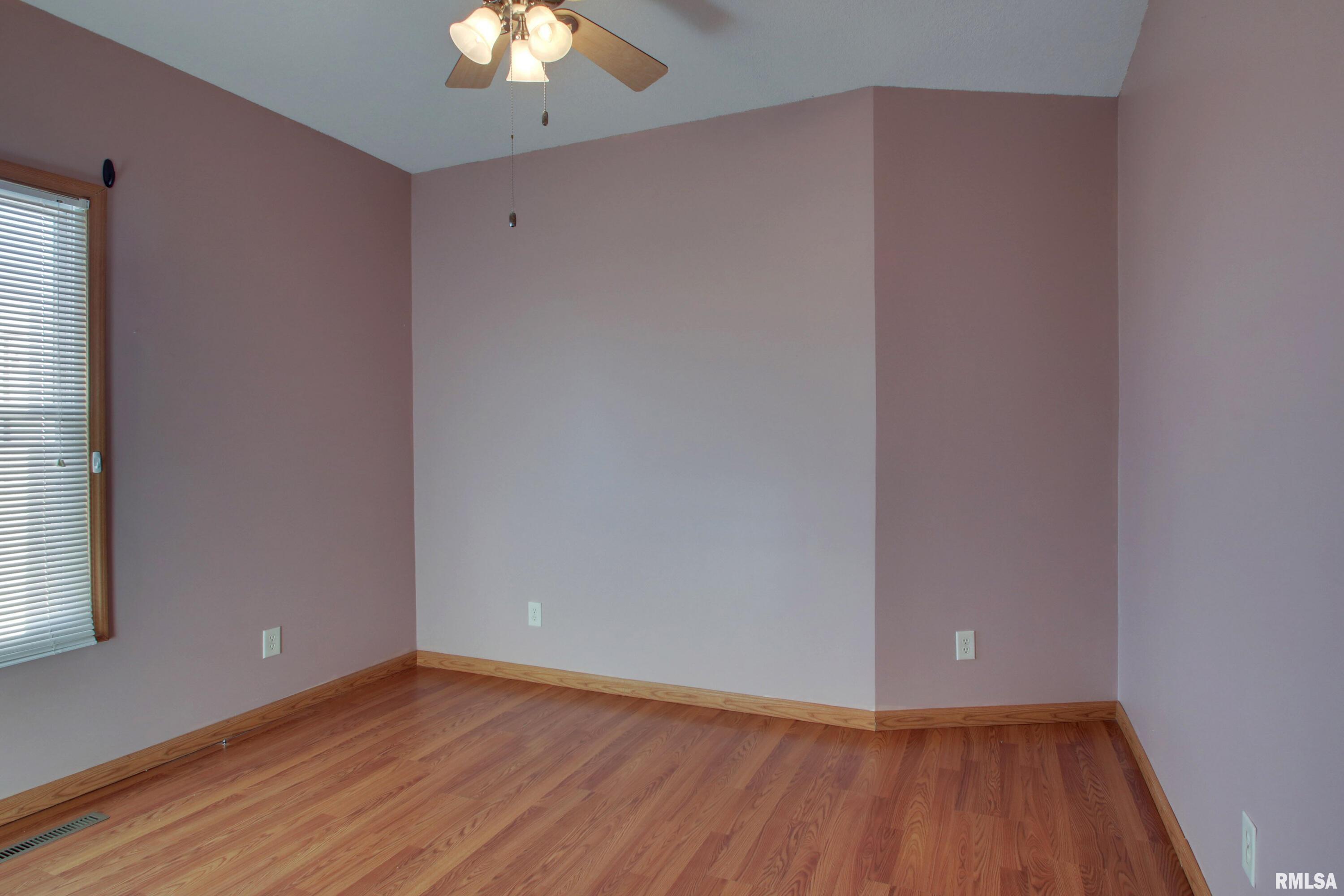 1911 North 2400th Avenue Camp Point, IL 62320 - Photo 16 of 30