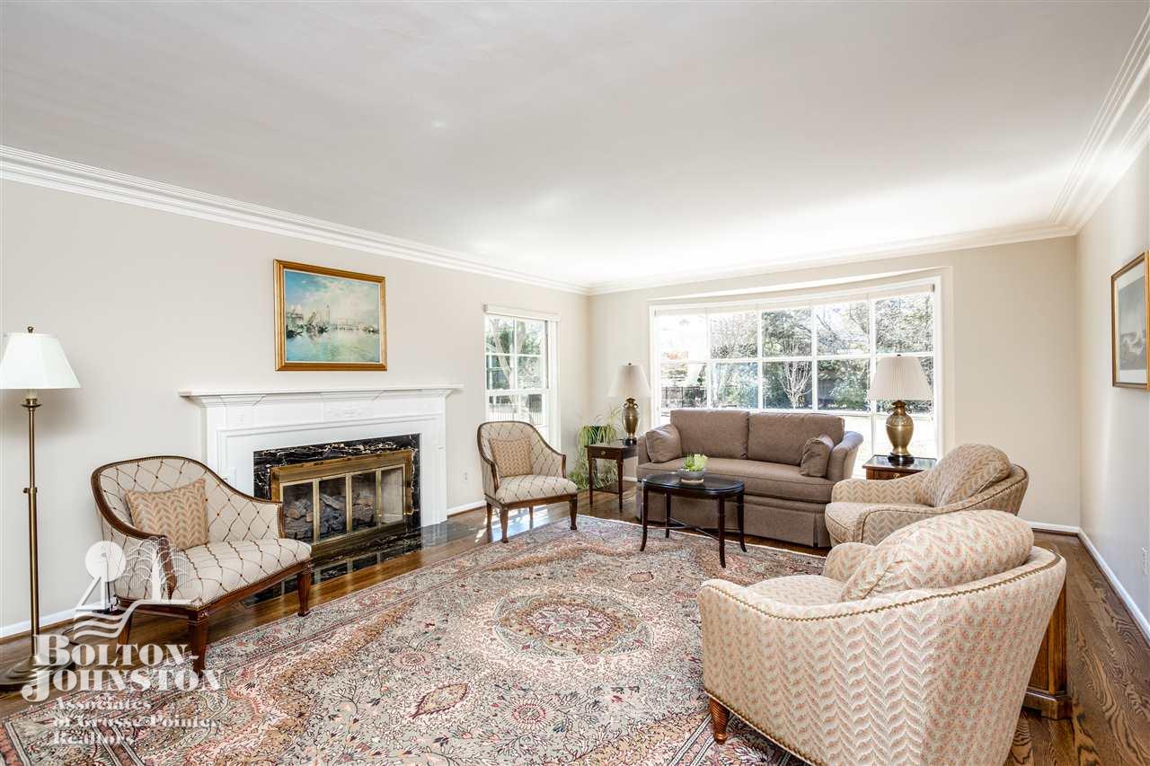 53 Stonehurst Road Grosse Pointe Shores, MI 48236 - Photo 12 of 71