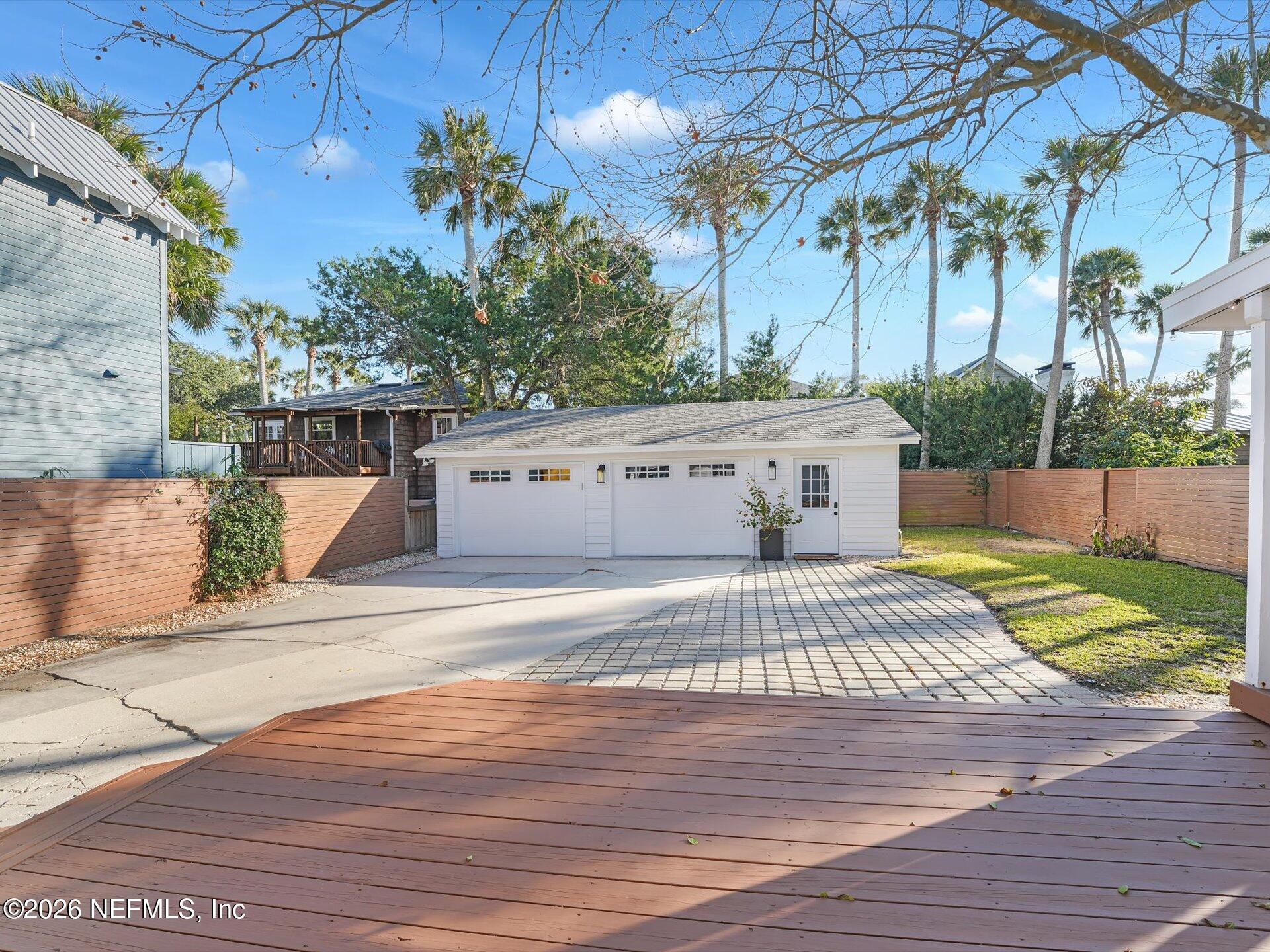 322 6th Street Atlantic Beach, FL 32233 - Photo 35 of 45 a view of a house with a tub
