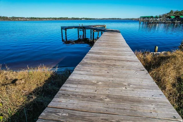 $250,000 | 2735 Bay Club Drive, Navarre, FL 32566