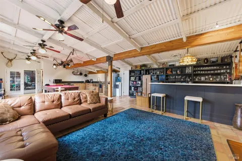 $1,835,000 | 4405 Silverado Trail North, Calistoga, CA 94515