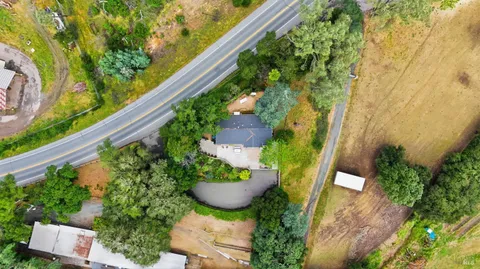 $1,835,000 | 4405 Silverado Trail North, Calistoga, CA 94515