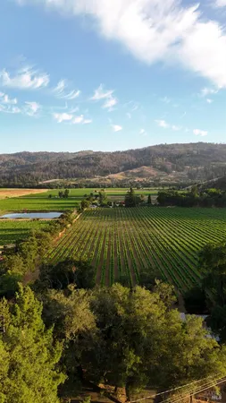 $1,850,000 | 4405 Silverado Trail North, Calistoga, CA 94515