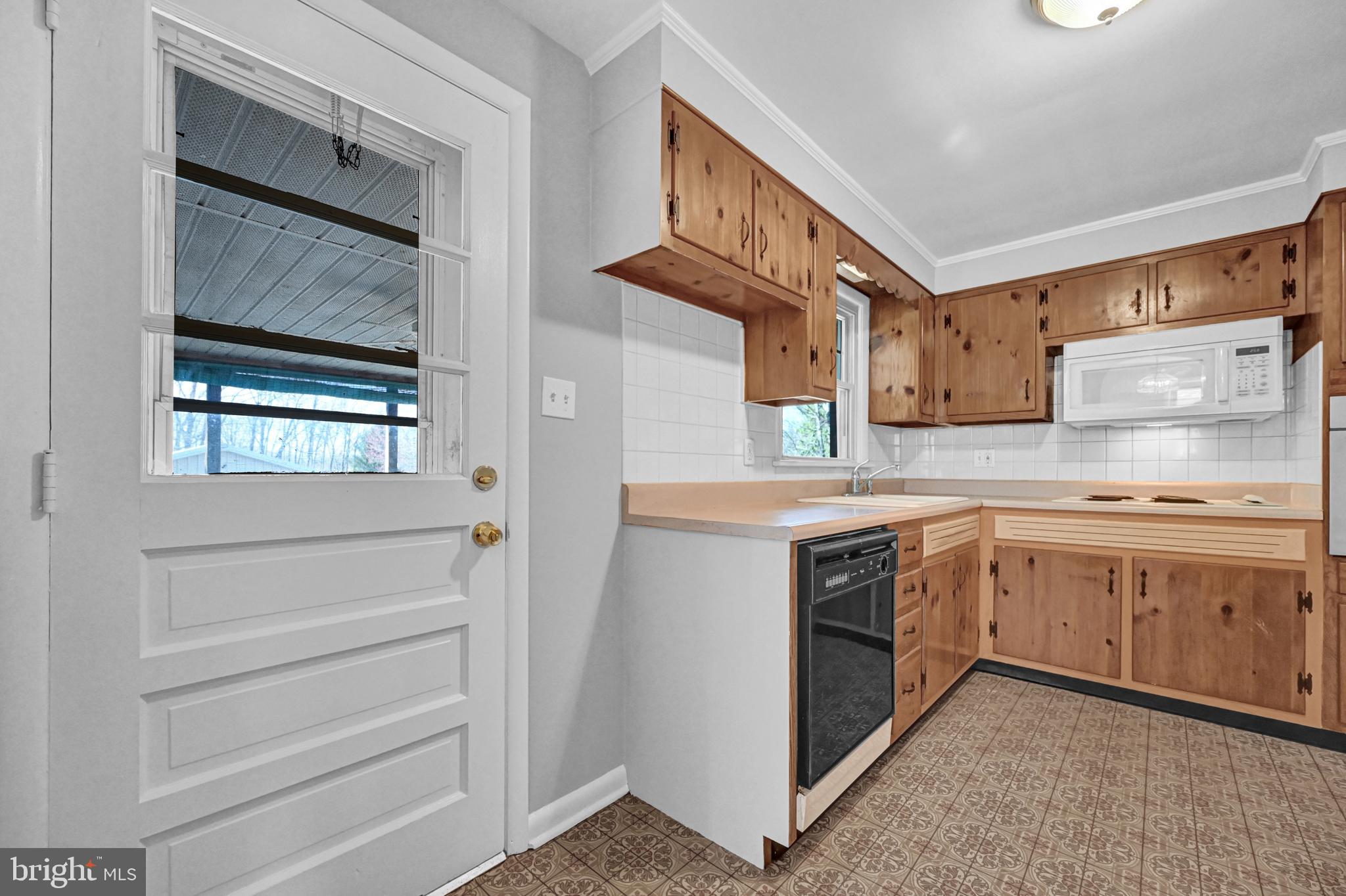 940 Hughes Shop Road Westminster, MD 21158 - Photo 12 of 45 Gallery Image 12