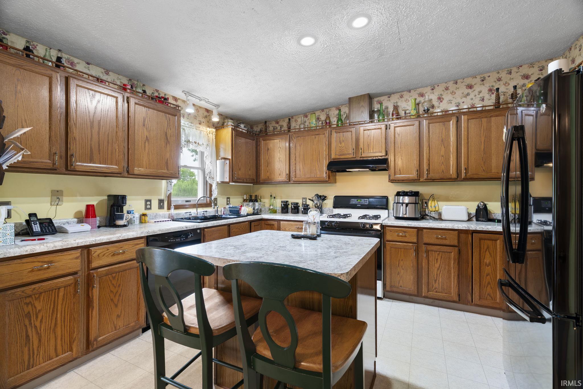 11016 North Landing Road Monticello, IN 47960 - Photo 12 of 35