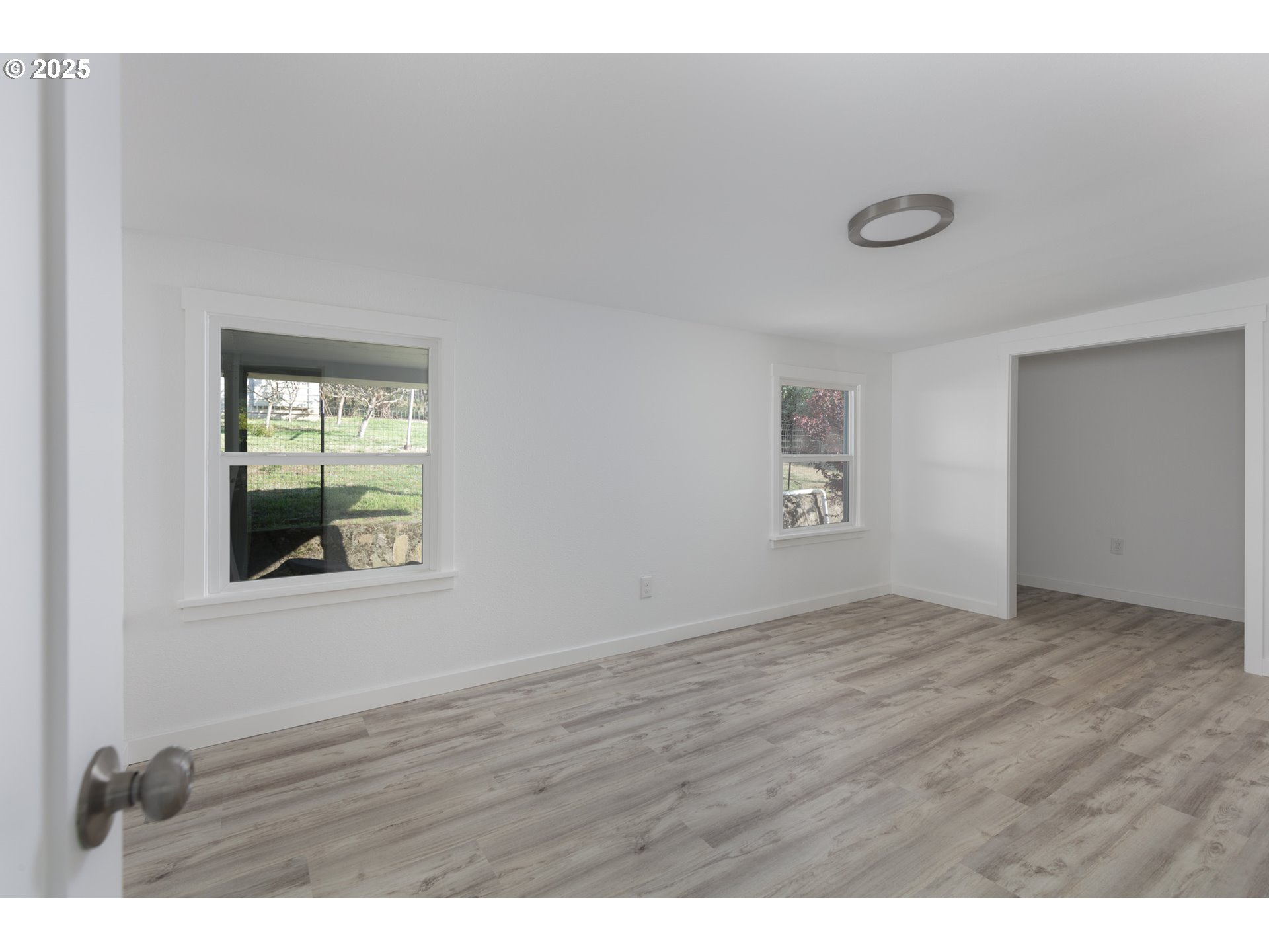 4739 Chenoweth Road The Dalles, OR 97058 - Photo 8 of 25 Gallery Image 8