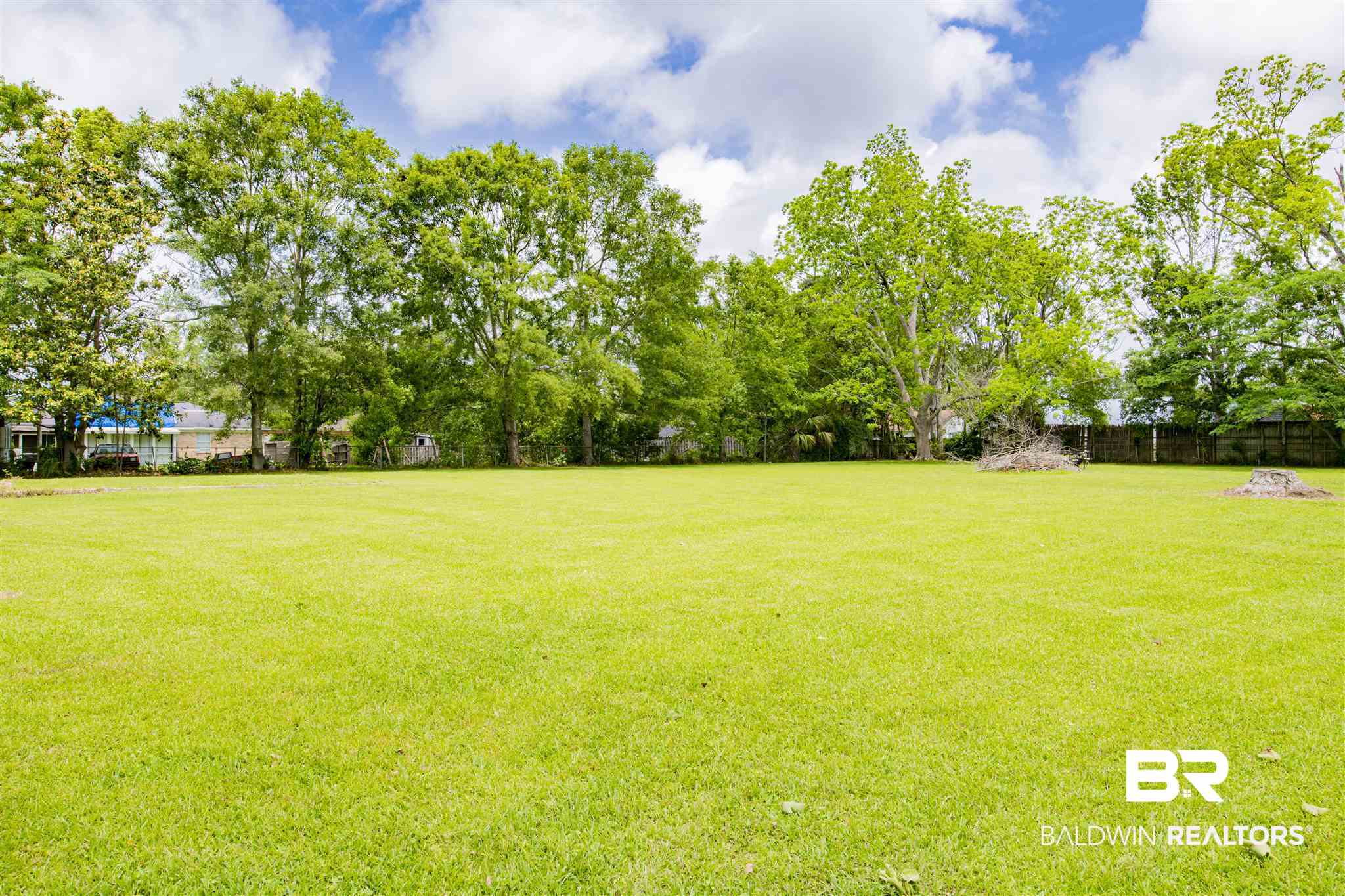 706 West Laurel Avenue Foley, AL 36535 - Photo 16 of 33