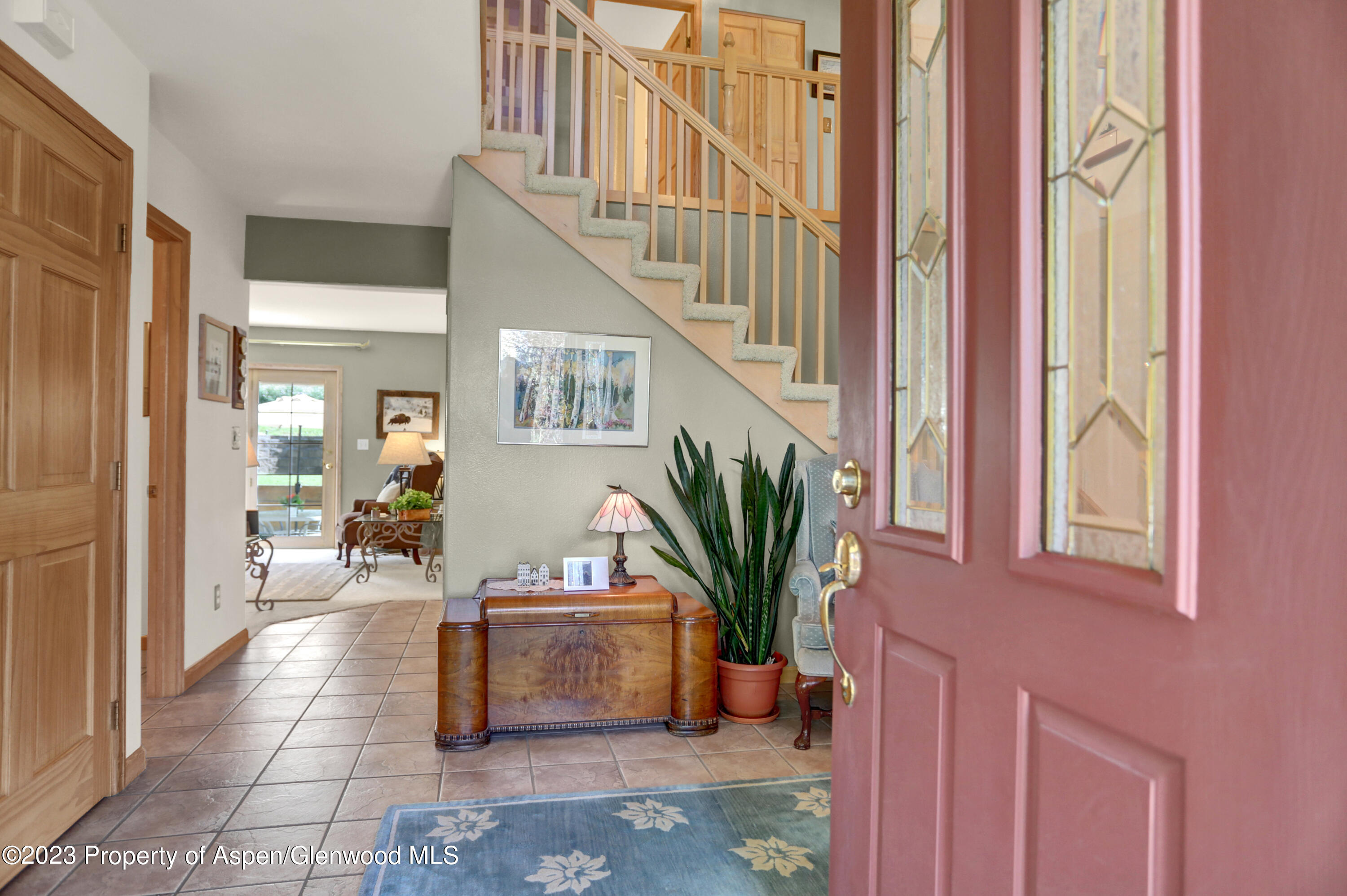 921 Alta Vista Drive Craig, CO 81625 - Photo 4 of 55 a living room with furniture