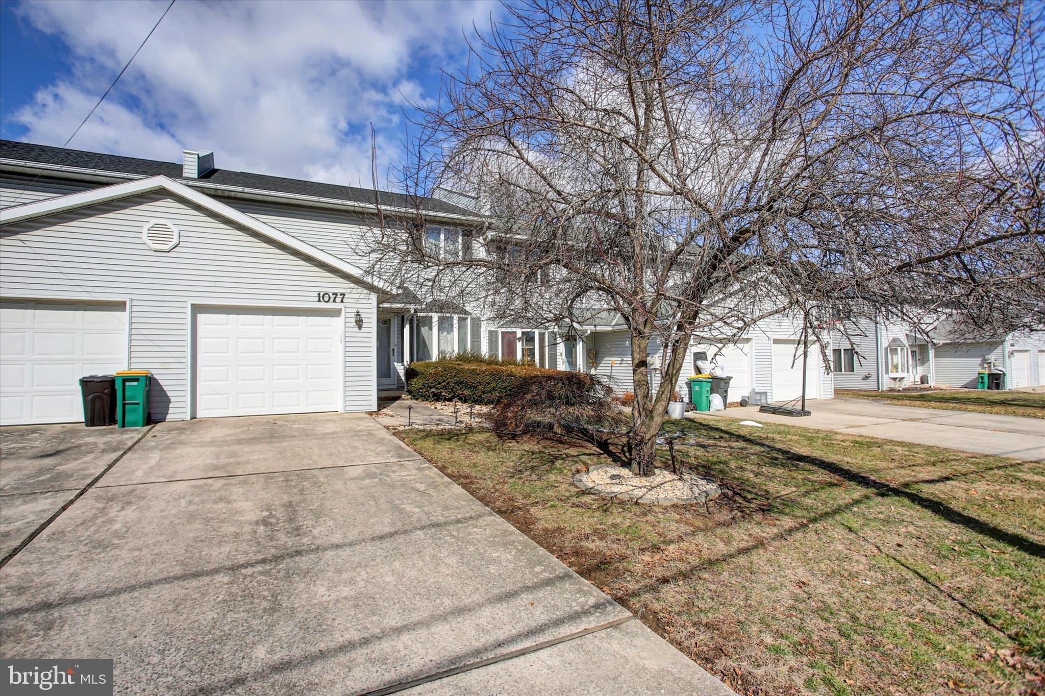 1077 Progress Road Chambersburg, PA 17201 - Photo 3 of 32