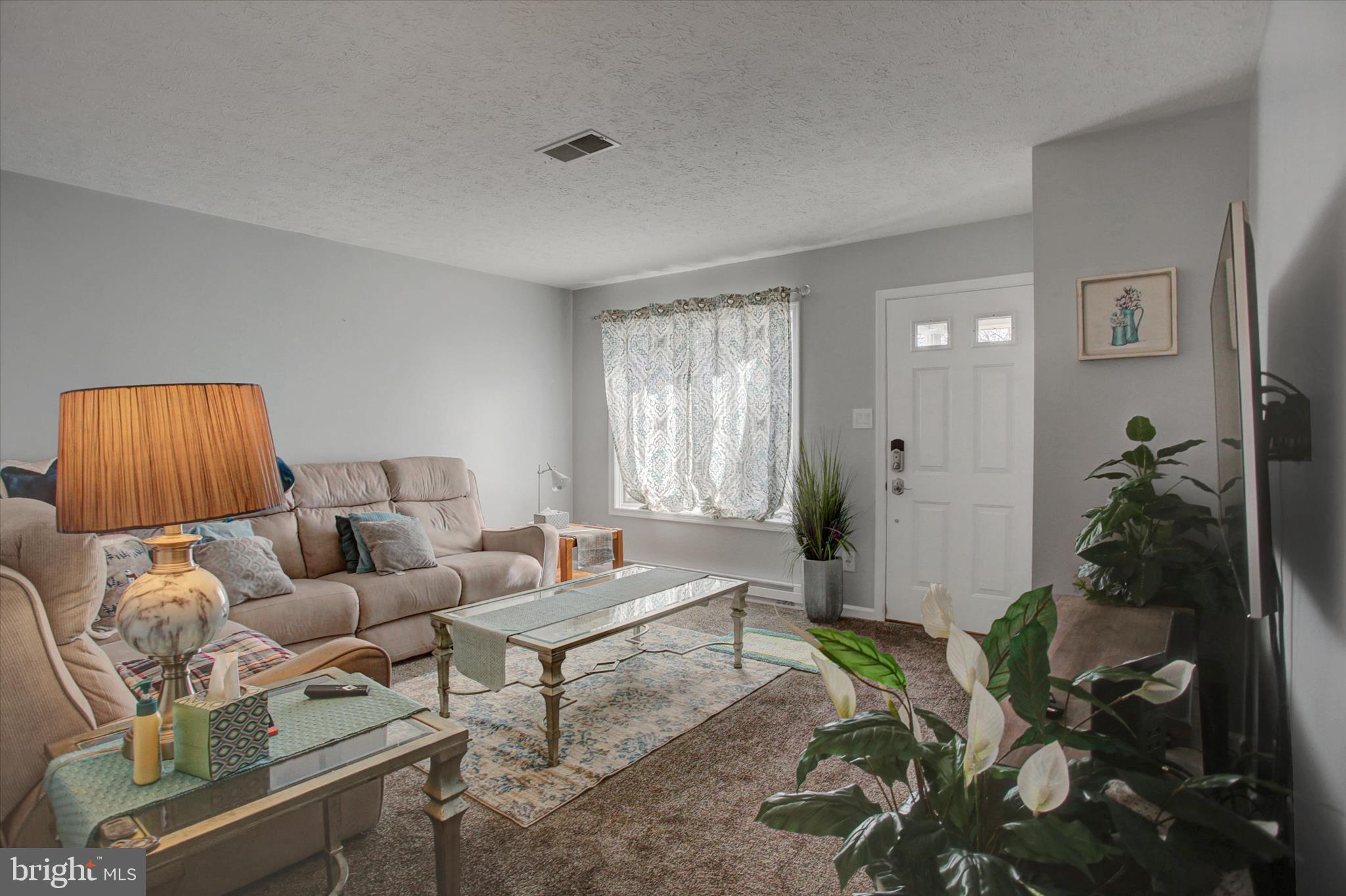 1077 Progress Road Chambersburg, PA 17201 - Photo 5 of 32