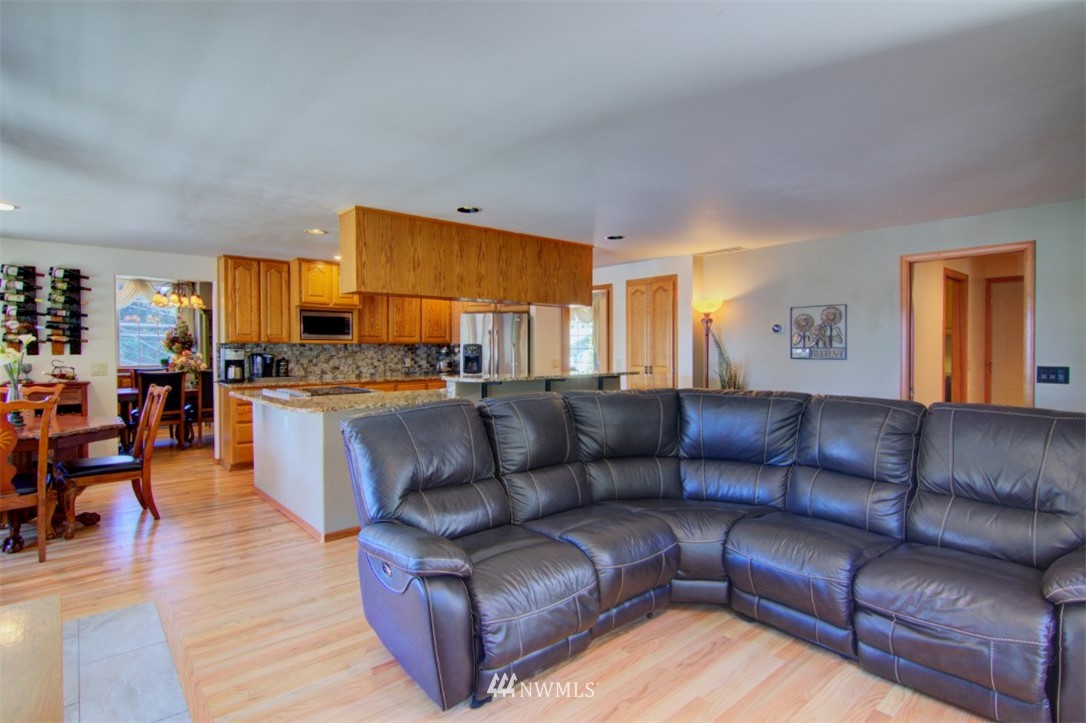 4520 East Lake Goodwin Road Stanwood, WA 98292 - Photo 11 of 40 Gallery Image 11