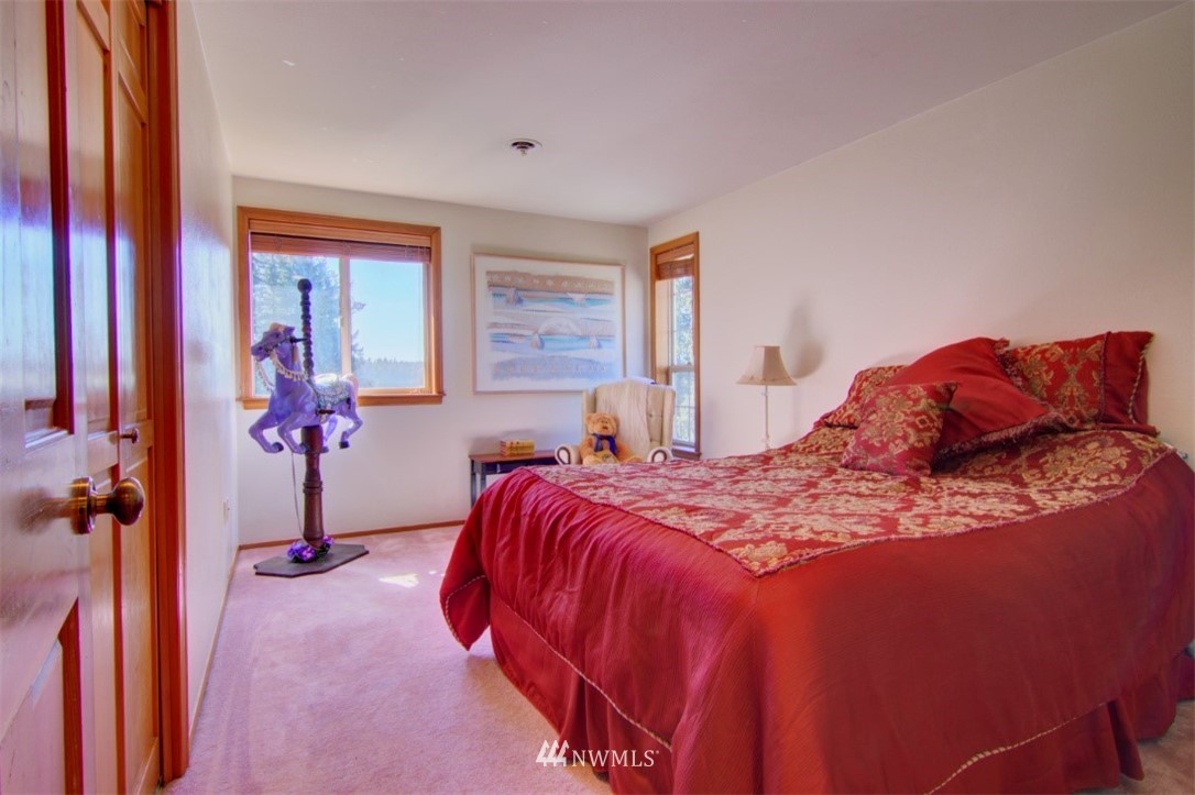 4520 East Lake Goodwin Road Stanwood, WA 98292 - Photo 32 of 40 Gallery Image 32