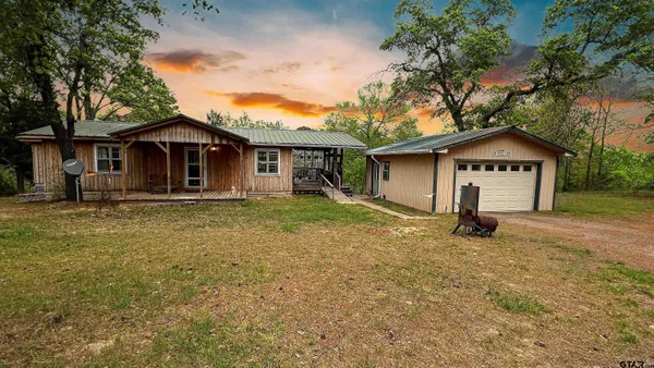 $400,000 | 998 County Road 311, Tyler, TX 75706