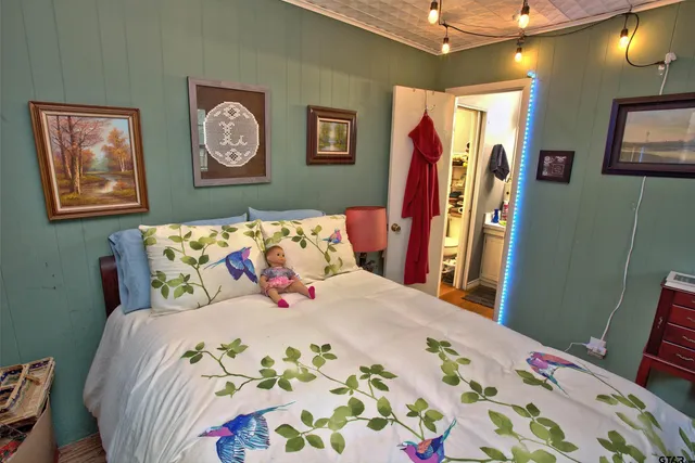 $400,000 | 998 County Road 311, Tyler, TX 75706