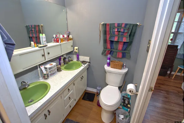 $400,000 | 998 County Road 311, Tyler, TX 75706