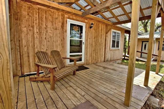 $400,000 | 998 County Road 311, Tyler, TX 75706