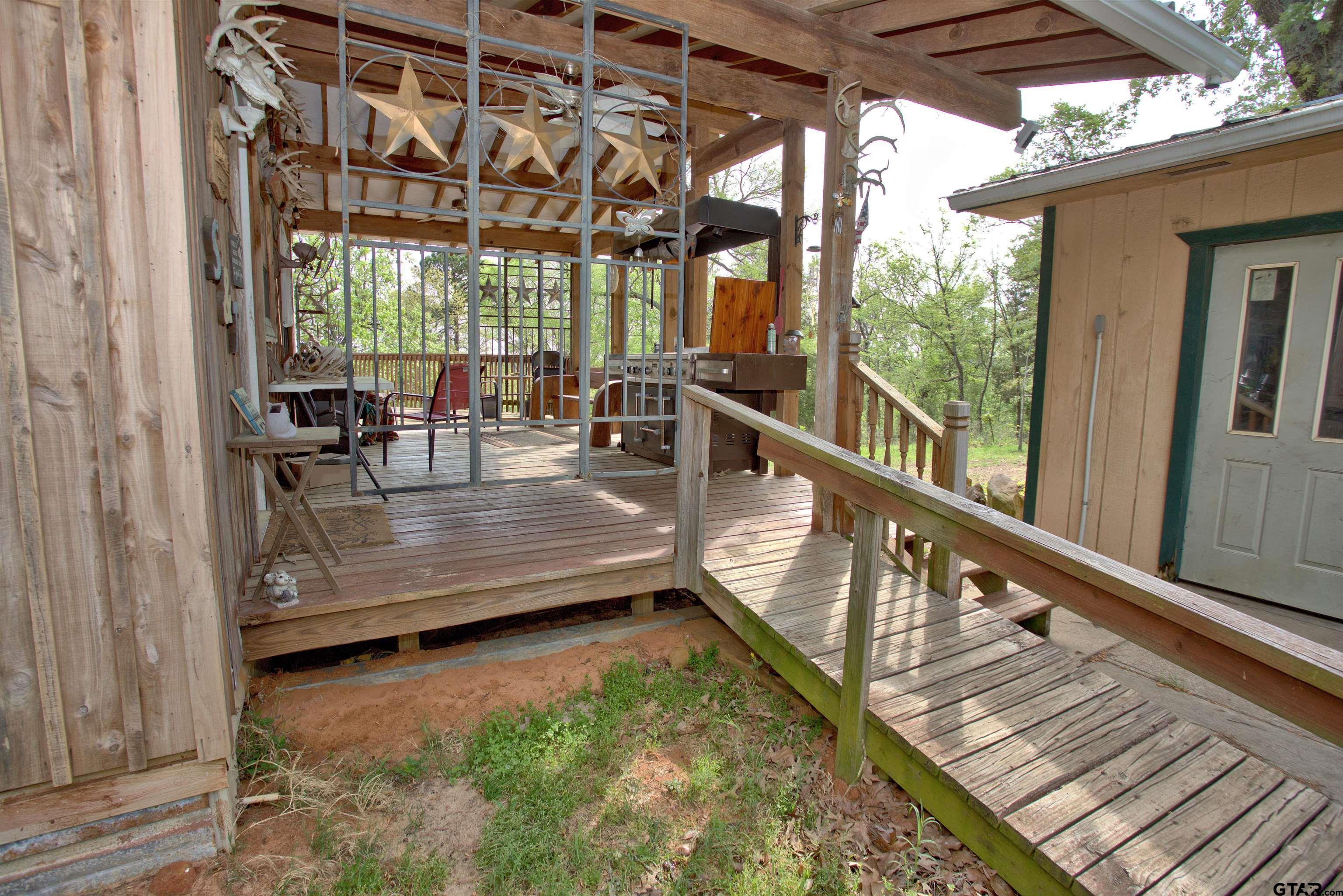 998 County Road 311 Tyler, TX 75706 - Photo 37 of 41