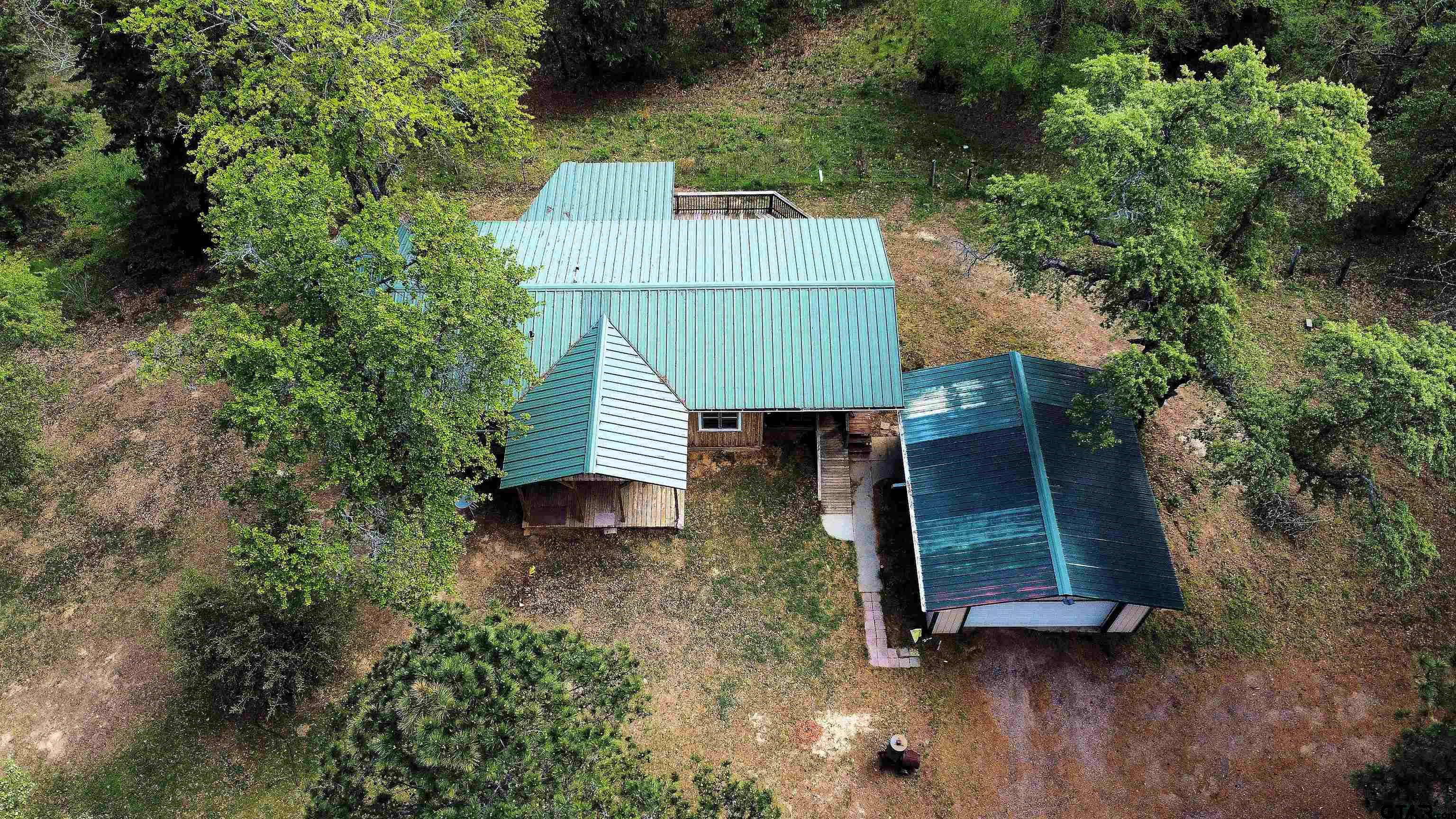 998 County Road 311 Tyler, TX 75706 - Photo 6 of 41