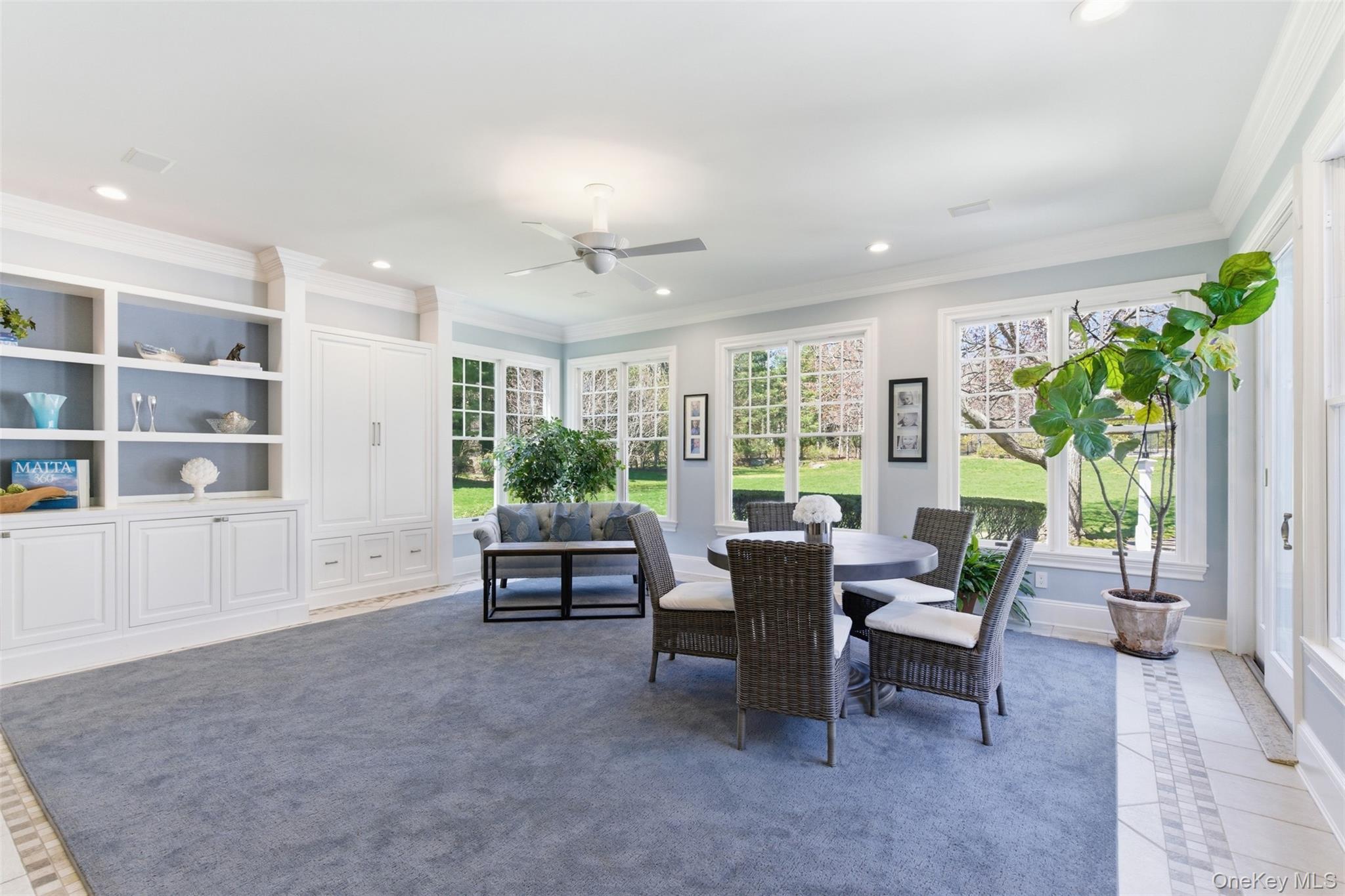 5 Toboggan Hill Path Cold Spring Harbor, NY 11724 - Photo 8 of 35 Great Room