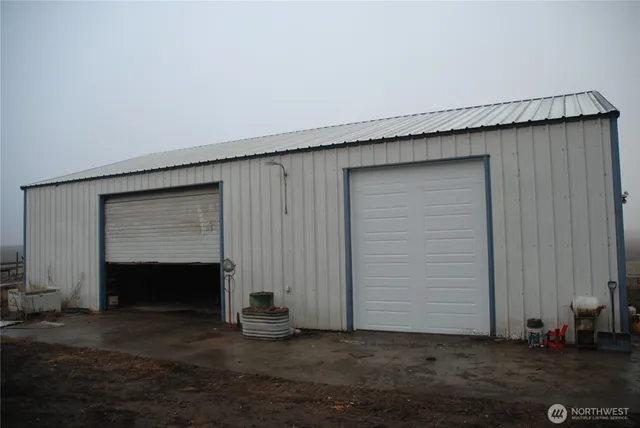 $650,000 | 20535 Road 6 Southeast, Warden, WA 98857