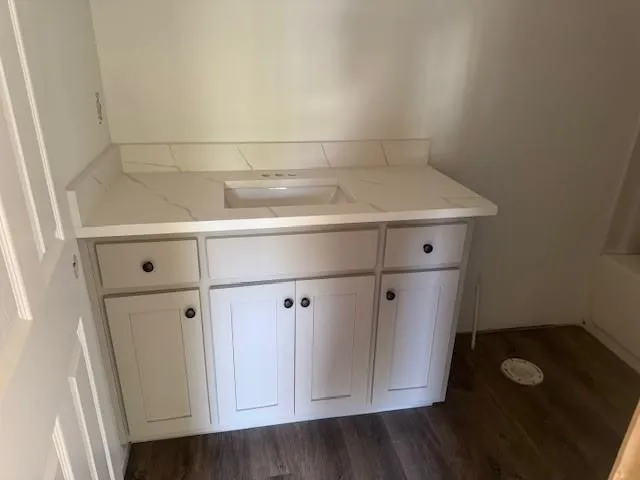 a view of utility room with washer and dryer