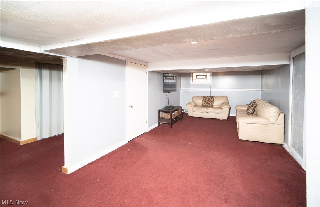 1403 Plainfield Road Cleveland, OH 44121 - Photo 14 of 21 Gallery Image 14