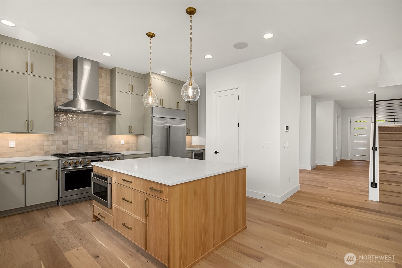 465 Orcas Avenue Northeast Renton, WA 98059 - Photo 13 of 40