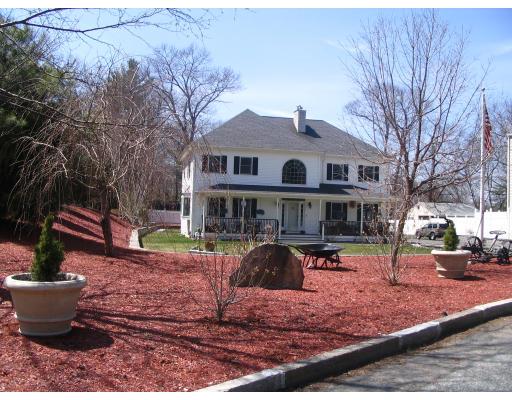 12 Magnolia Road Natick, MA 01760 - Photo 2 of 14