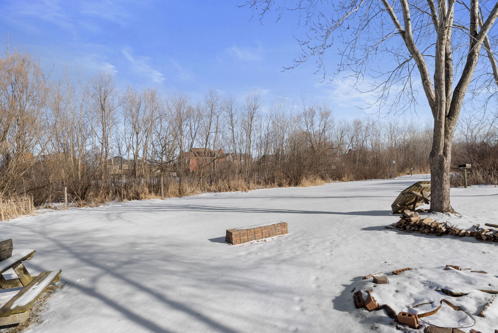 1136 10 Pin Lane Zion, IL 60099 - Photo 28 of 33