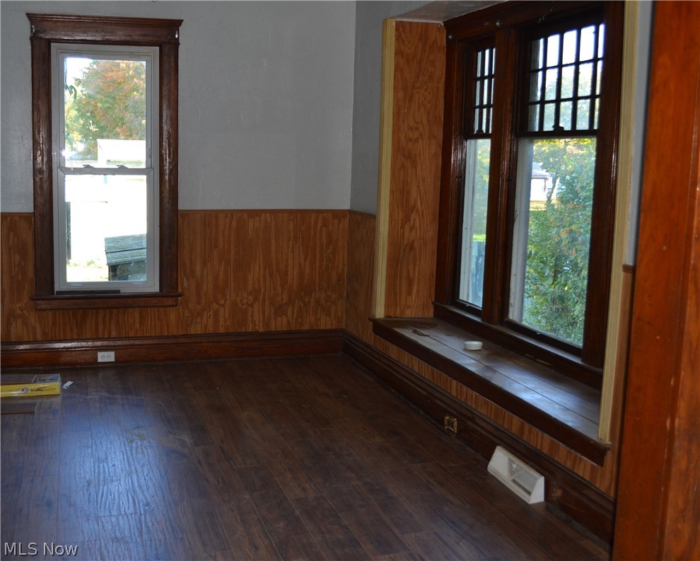 208 West Main Road Conneaut, OH 44030 - Photo 6 of 27 Gallery Image 6