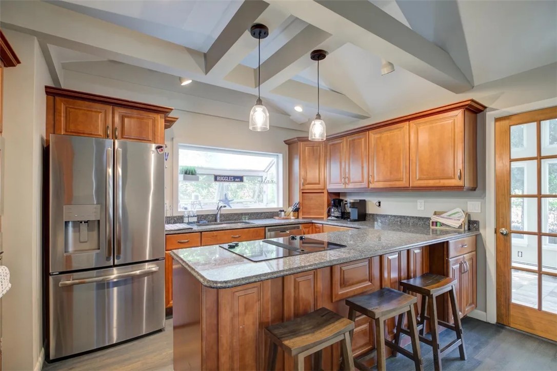 132 Ruggles Avenue Newport, RI 02840 - Photo 9 of 30