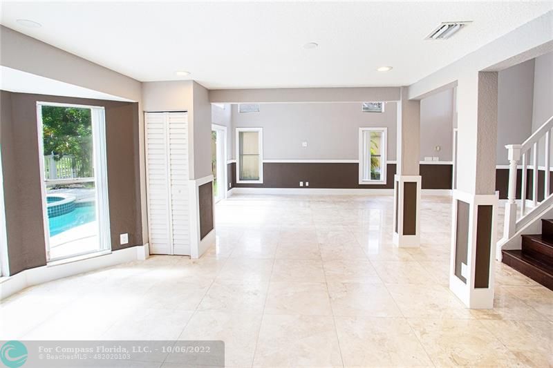 Winston Park Coconut Creek, FL 33073 - Photo 28 of 35 a view of a living room