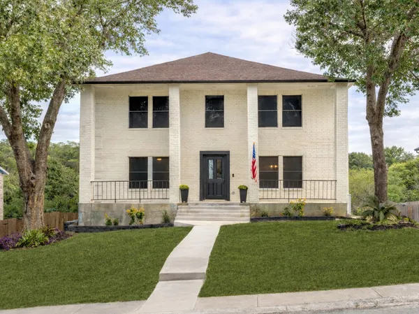 $549,900 | 7738 Oakhill Park Drive, San Antonio, TX 78249