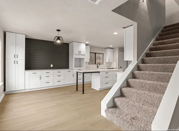 $549,900 | 7738 Oakhill Park Drive, San Antonio, TX 78249