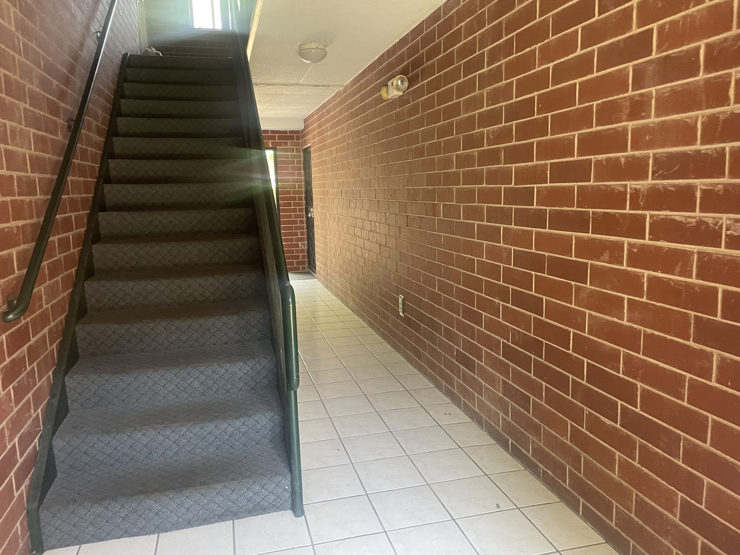 1928 South Wells Street, Unit 1 Chicago, IL 60616 - Photo 9 of 9 a view of a bathroom