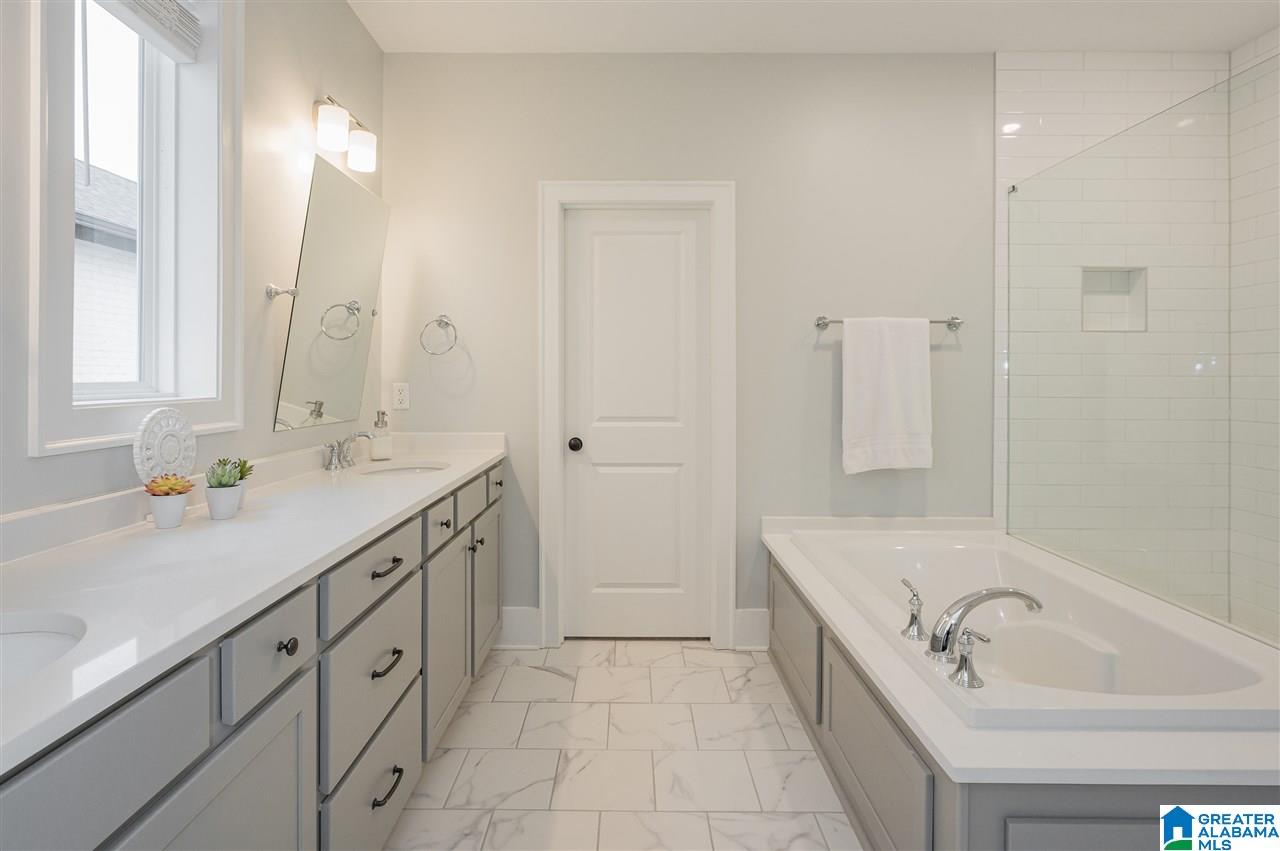 2800 Falliston Lane Birmingham, AL 35244 - Photo 18 of 34