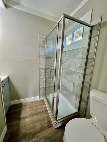 $185,000 | 710 West 76 Street, Kansas City, MO 64114