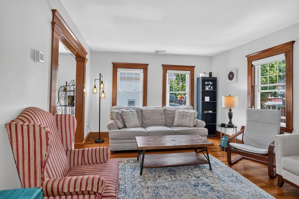 67 Webster Street, Unit 2 Arlington, MA 02474 - Photo 6 of 34