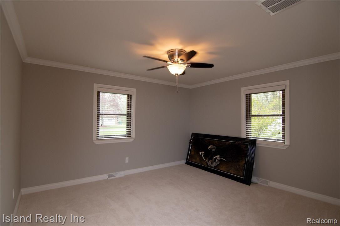 8676 Rucker Road Grosse Ile, MI 48138 - Photo 11 of 17 DSC_0526-Edit.jpg