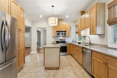 $575,000 | 6507 Vicksburg Street, New Orleans, LA 70124