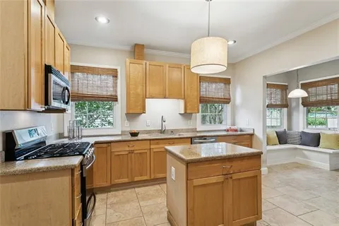 $575,000 | 6507 Vicksburg Street, New Orleans, LA 70124