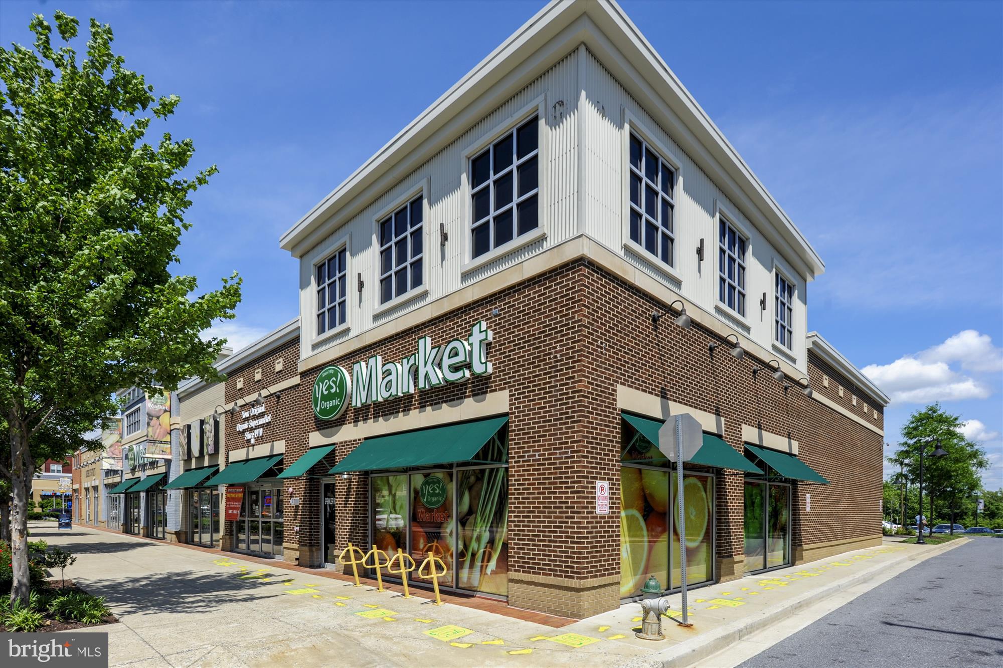 5408 14th Place Hyattsville, MD 20782 - Photo 49 of 49 a front view of a building