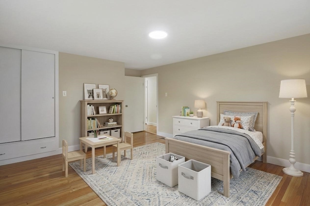 437 Salisbury Street Worcester, MA 01609 - Photo 9 of 23
