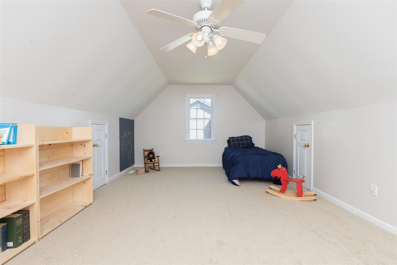 54 Fall Ridge Drive Stuarts Draft, VA 24477 - Photo 18 of 39 Gallery Image 18