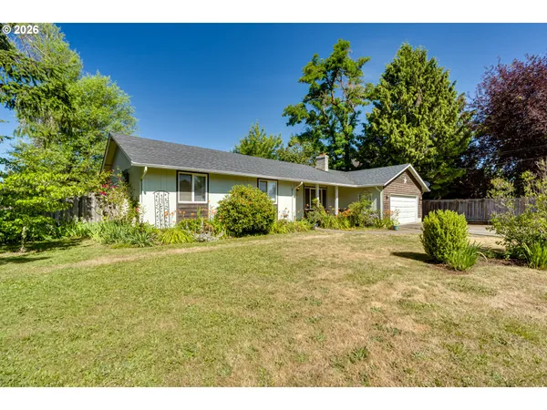 $399,900 | 25246 East Bolton Road, Veneta, OR 97487