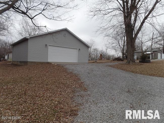 12072 Pebble Point Road Marion, IL 62959 - Photo 15 of 19